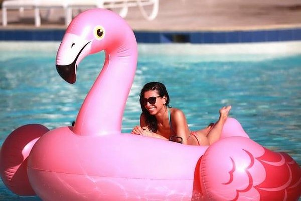 Comment réserver un gîte avec piscine et jeux aquatiques ?