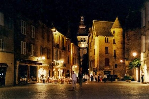 Découvrez les Meilleurs Hôtels Pas Chers au Cœur de Sarlat