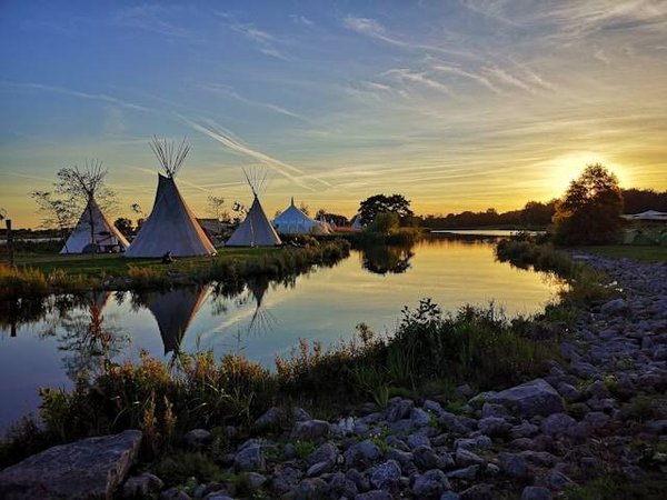 Vacances idéales : camping en Dordogne au bord de la rivière